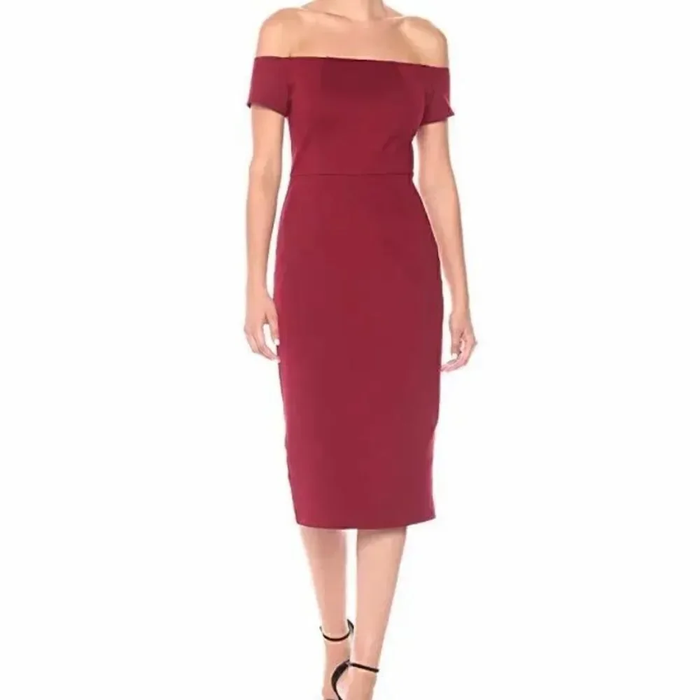 Trina Turk CANDELLYN Cranberry Red Scoop Neck Fitted Holiday Sheath Pencil Dress
